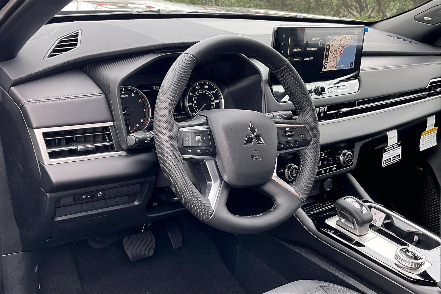 2026 Mitsubishi Outlander LE