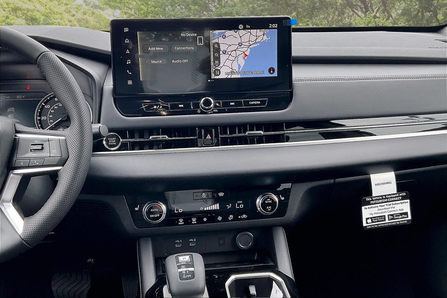 2026 Mitsubishi Outlander LE