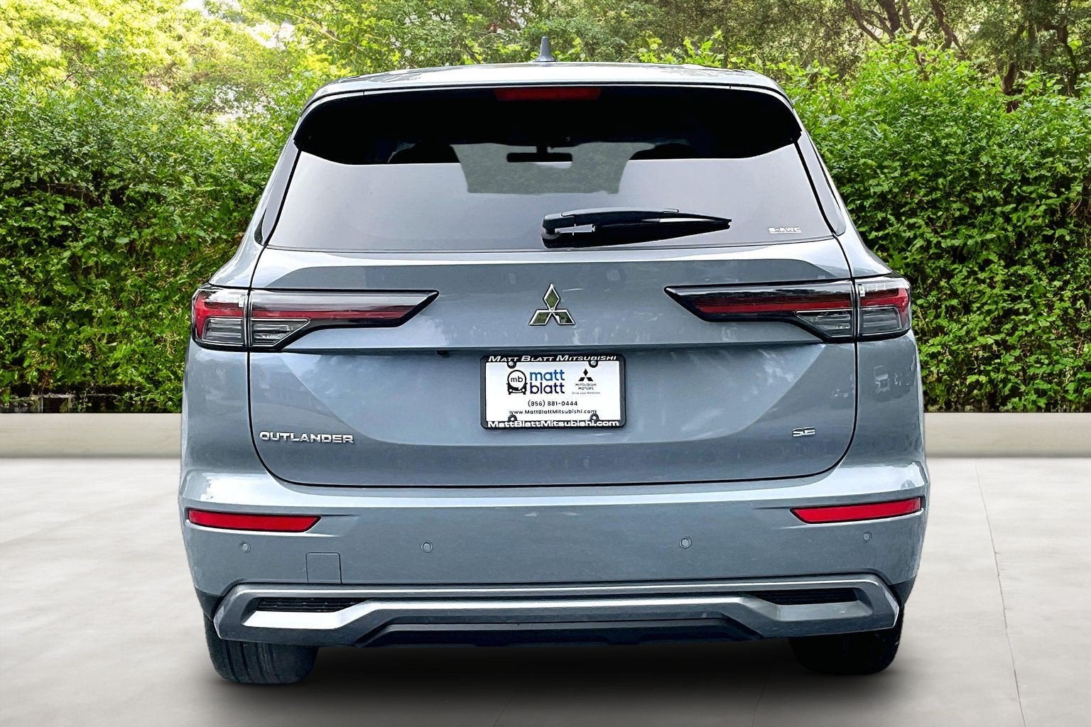 2026 Mitsubishi Outlander SE