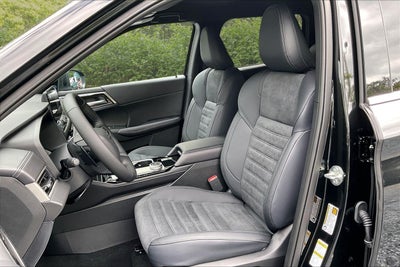 2026 Mitsubishi Outlander LE