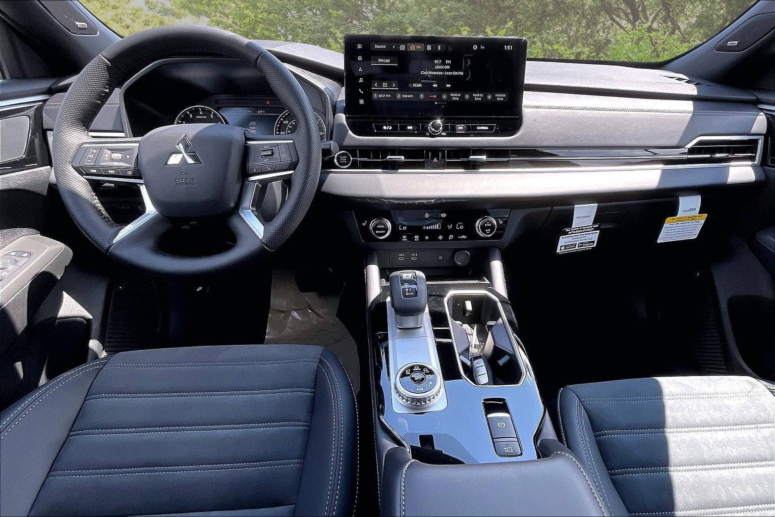2026 Mitsubishi Outlander LE