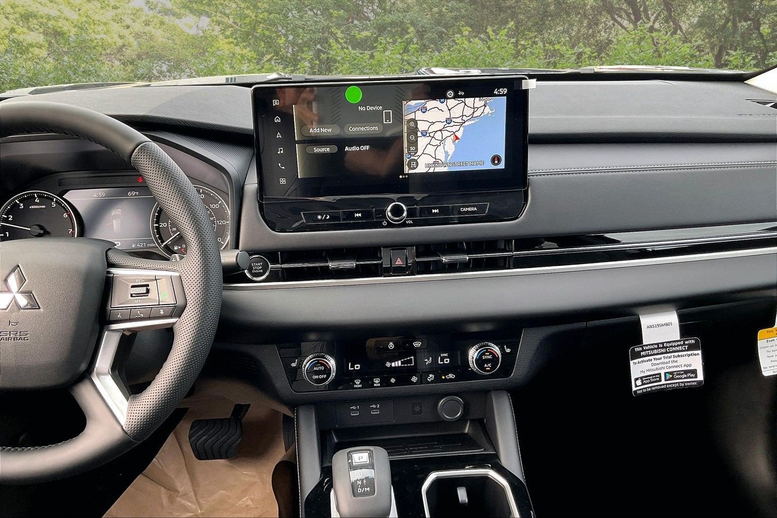 2026 Mitsubishi Outlander SE