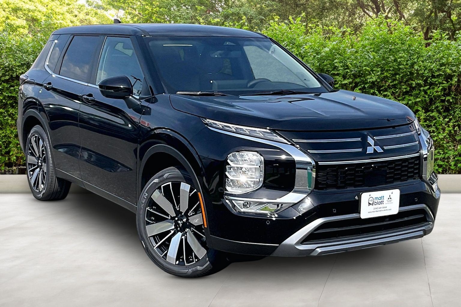 2026 Mitsubishi Outlander SE