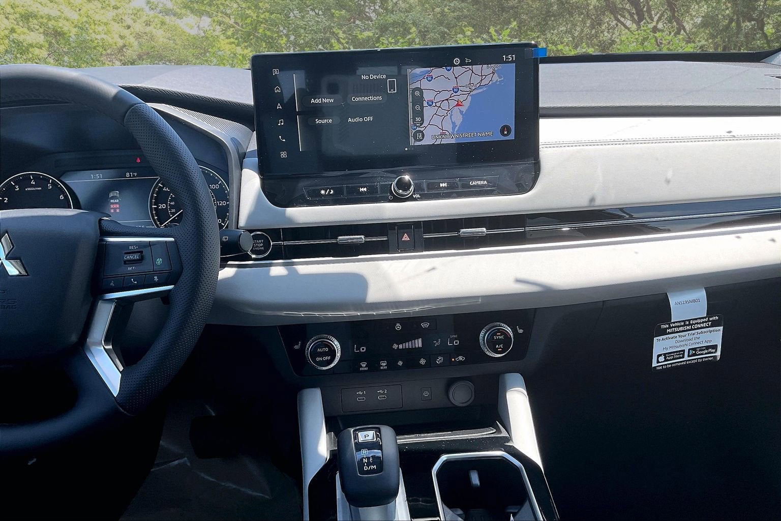 2026 Mitsubishi Outlander SE