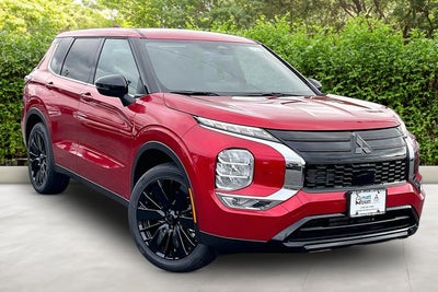 2026 Mitsubishi Outlander LE