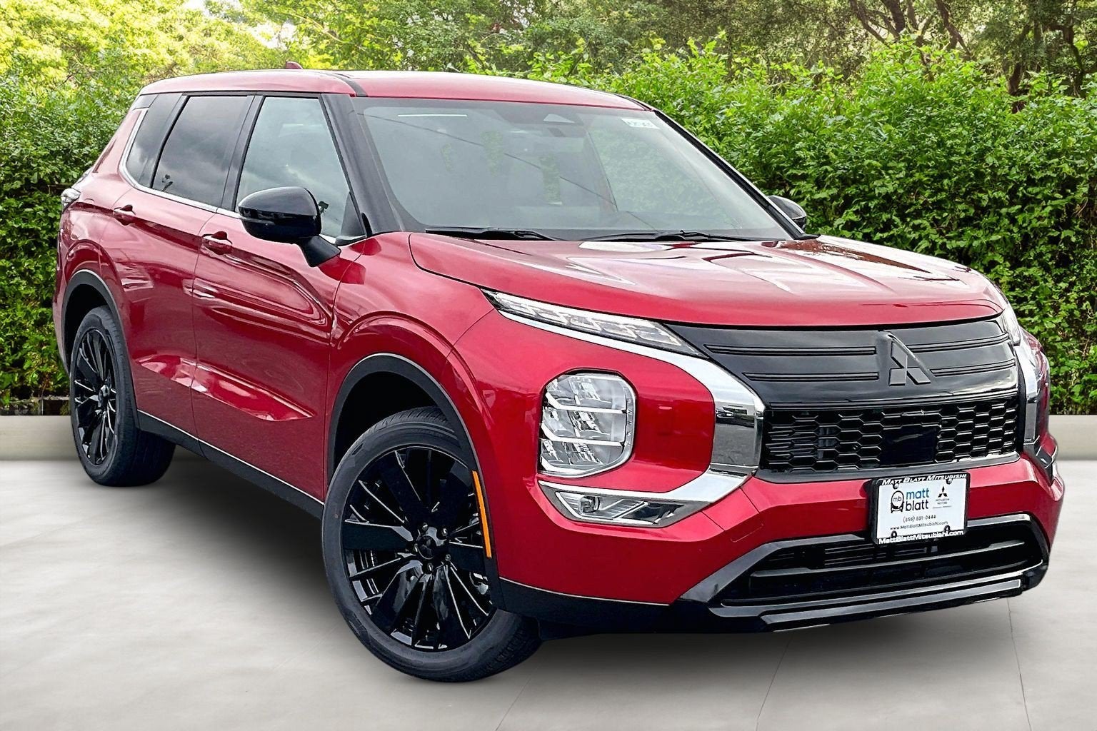 2026 Mitsubishi Outlander LE