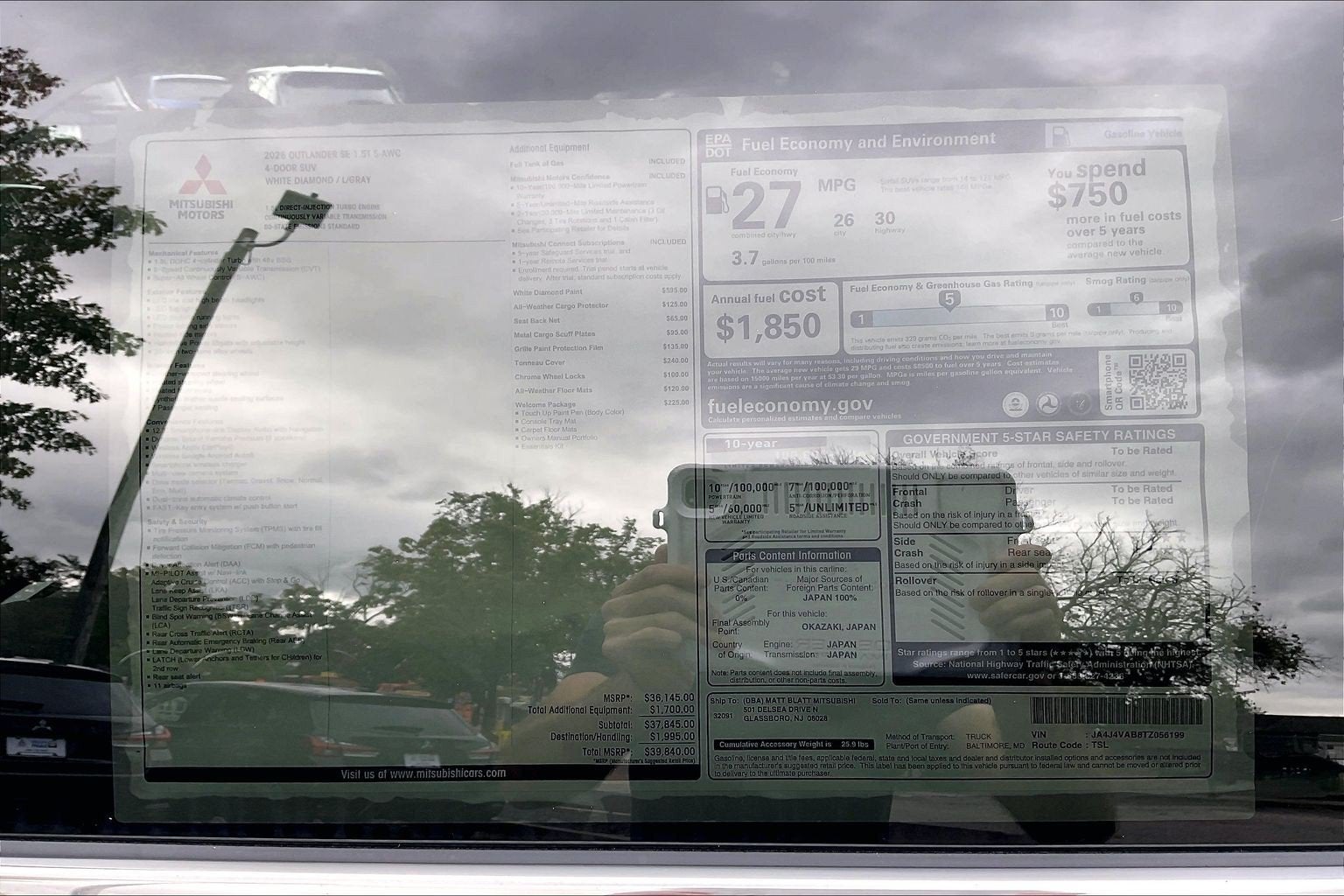 2026 Mitsubishi Outlander SE
