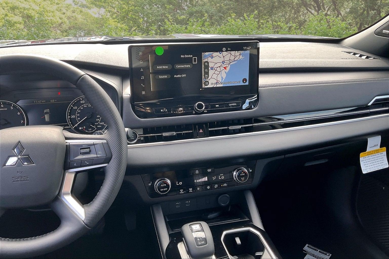 2026 Mitsubishi Outlander LE