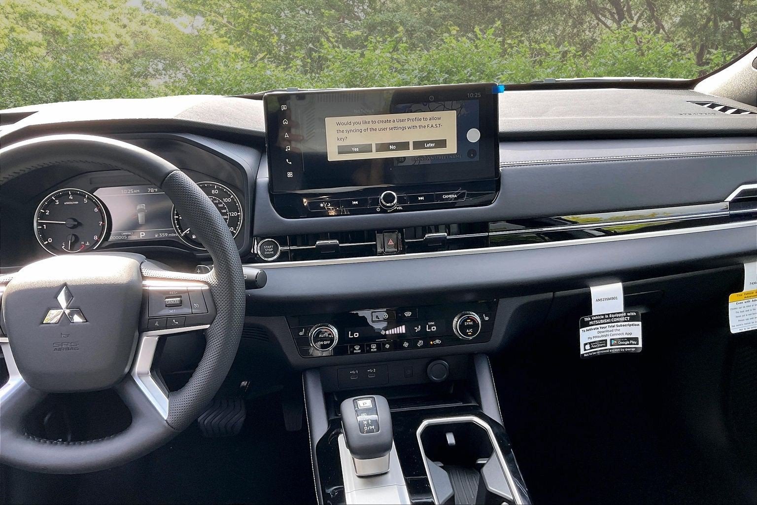 2026 Mitsubishi Outlander LE