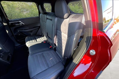 2026 Mitsubishi Outlander LE