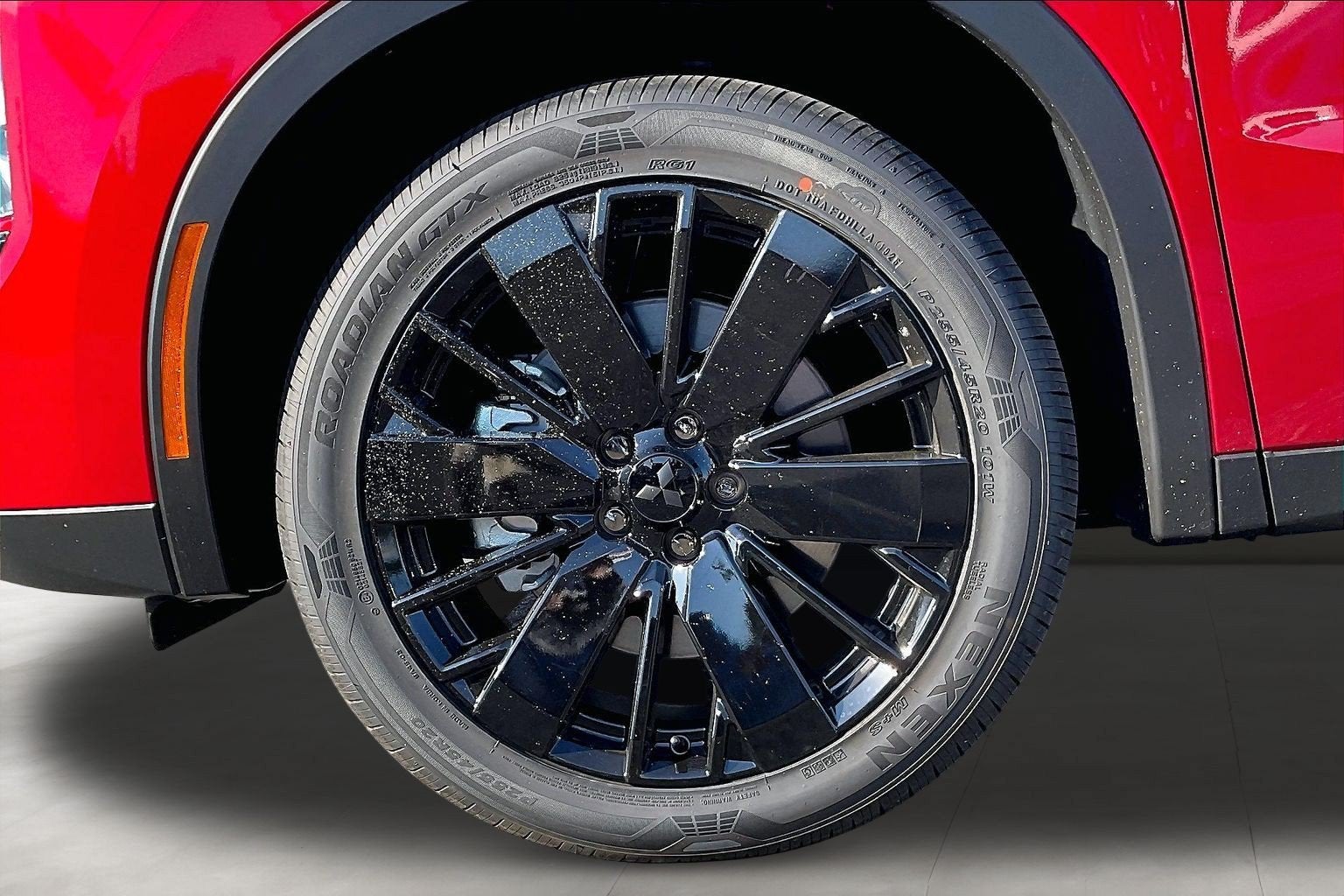 2026 Mitsubishi Outlander LE