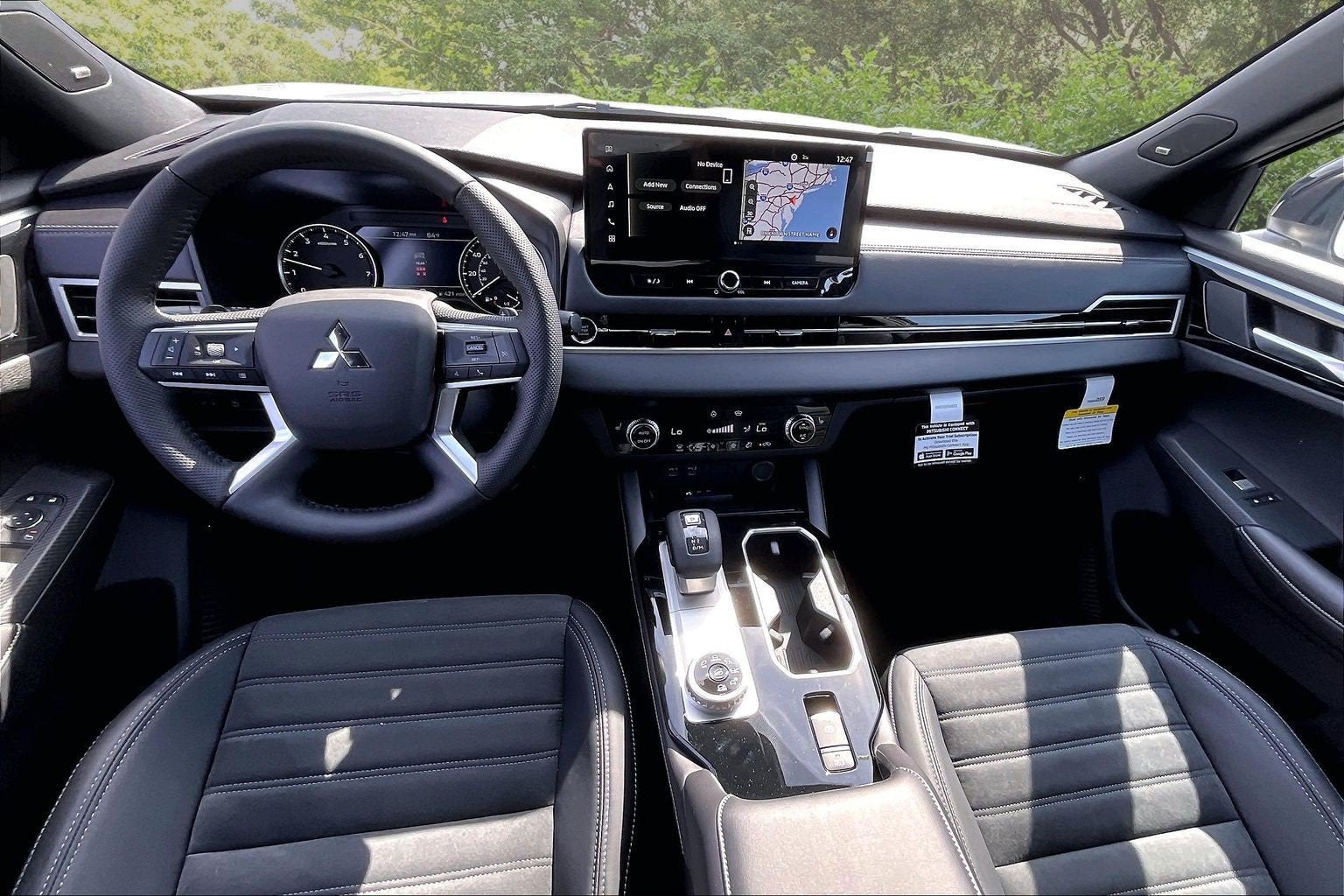 2026 Mitsubishi Outlander LE