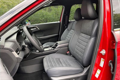 2026 Mitsubishi Outlander LE