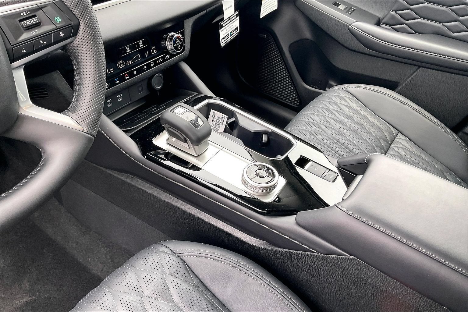2026 Mitsubishi Outlander SEL