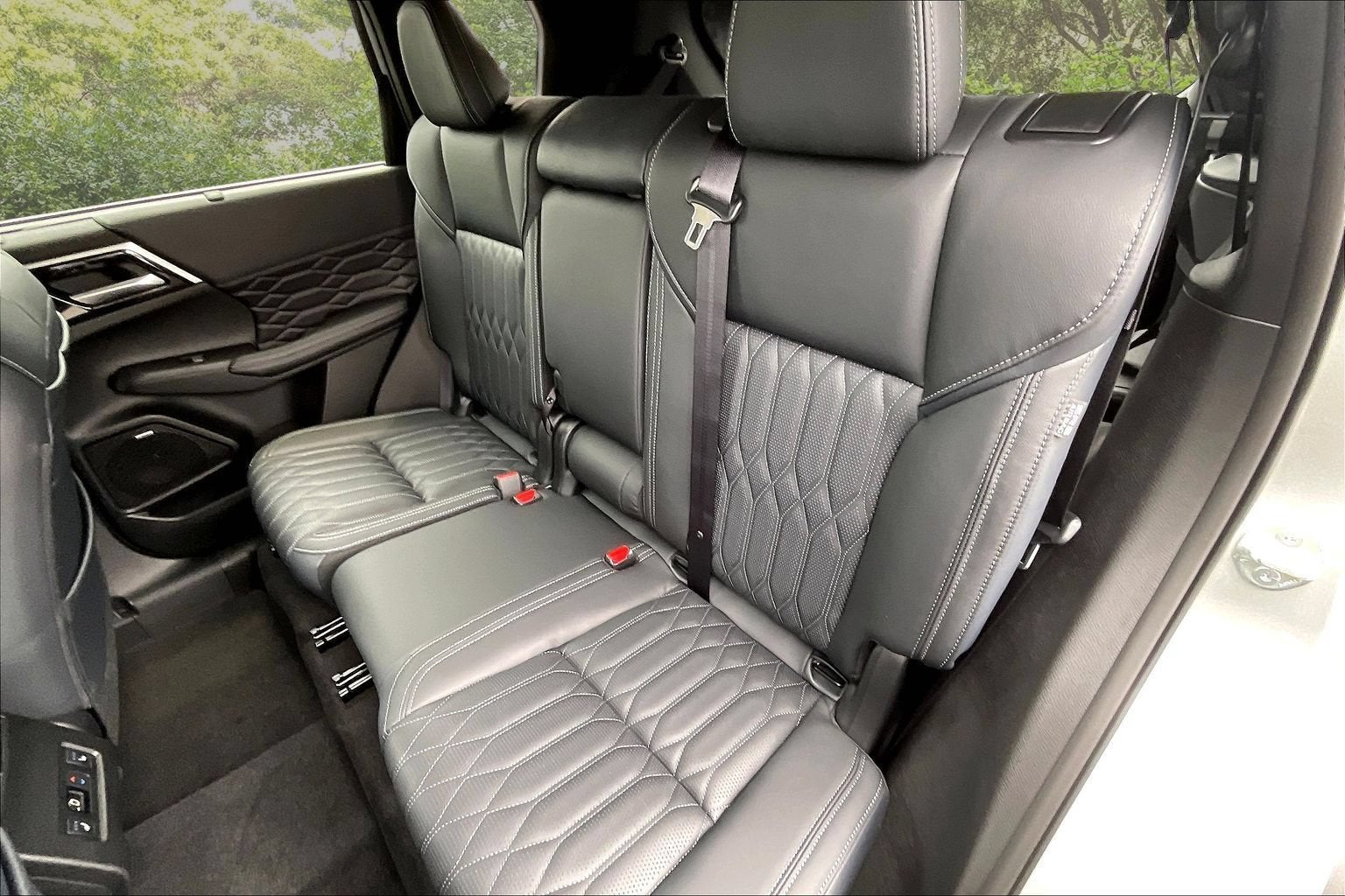 2026 Mitsubishi Outlander SEL