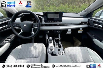 2026 Mitsubishi Outlander ES