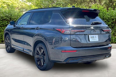 2026 Mitsubishi Outlander SEL
