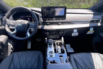 2026 Mitsubishi Outlander SEL