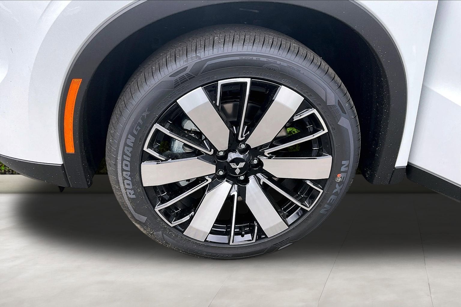 2026 Mitsubishi Outlander Plug-In Hybrid SE