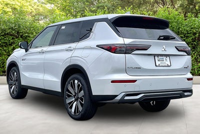 2026 Mitsubishi Outlander Plug-In Hybrid SE