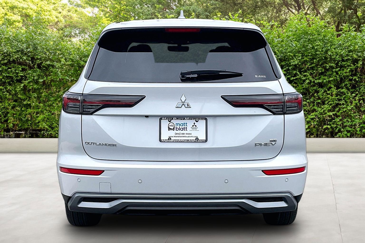 2026 Mitsubishi Outlander Plug-In Hybrid SE