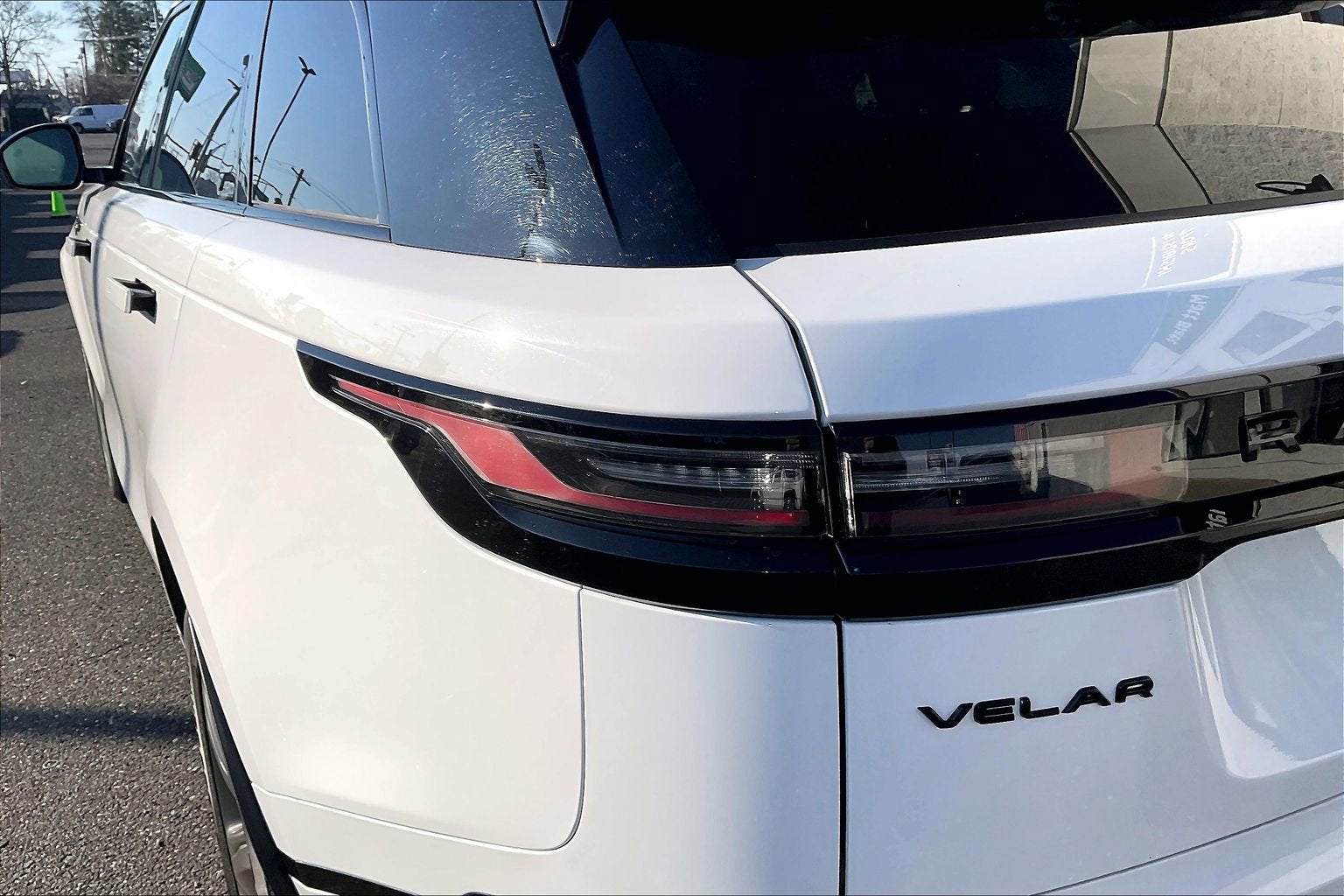 2025 Land Rover Range Rover Velar Dynamic SE
