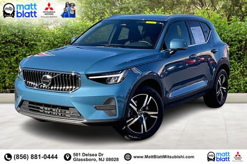 2025 Volvo XC40 Core Bright Theme