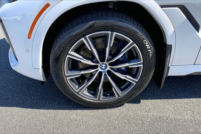 2023 BMW X6 xDrive40i