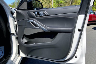 2023 BMW X6 xDrive40i