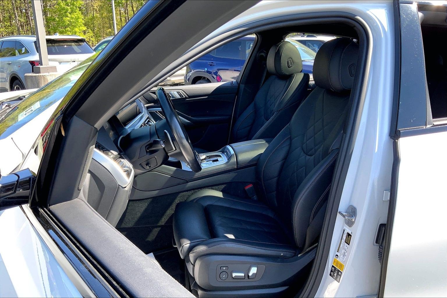 2023 BMW X6 xDrive40i