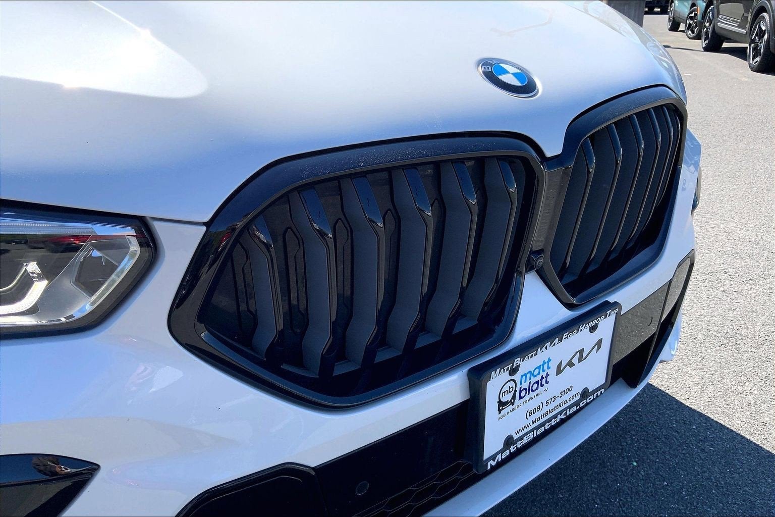 2023 BMW X6 xDrive40i