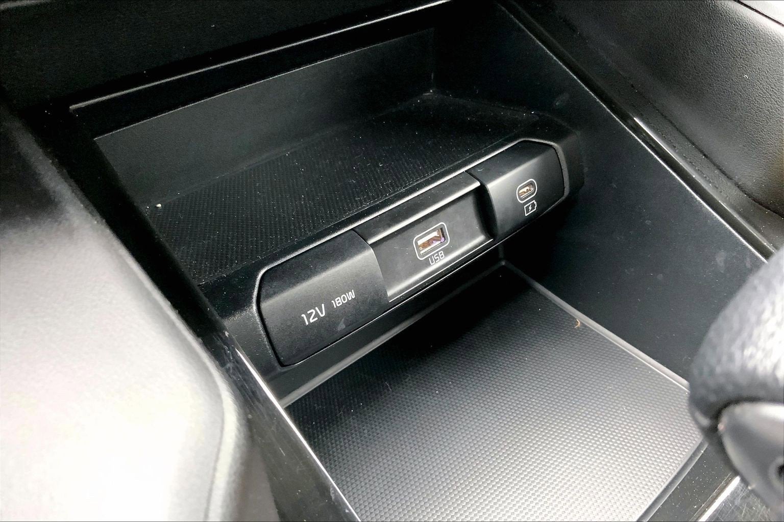2024 Kia Telluride LX