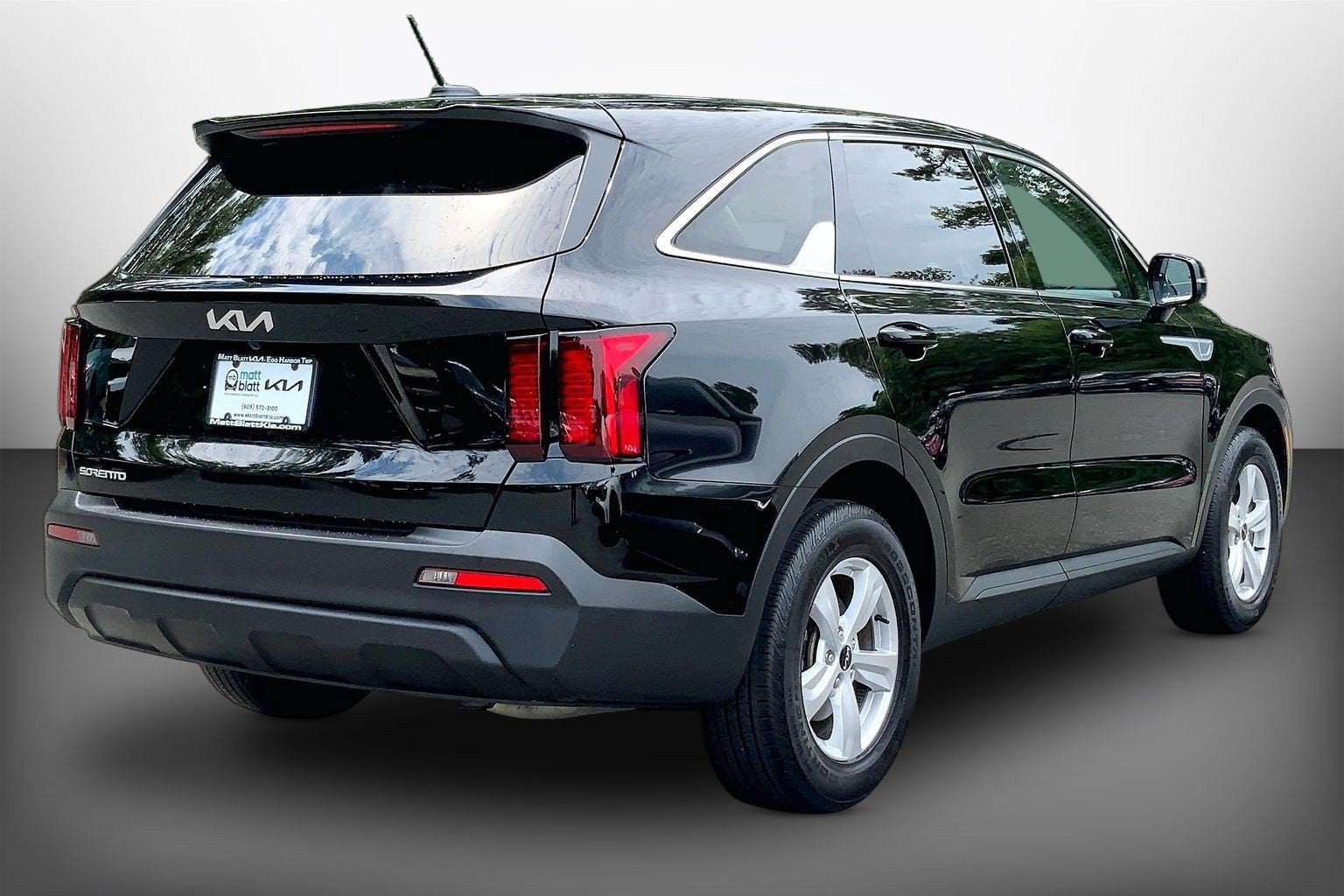 2023 Kia Sorento LX