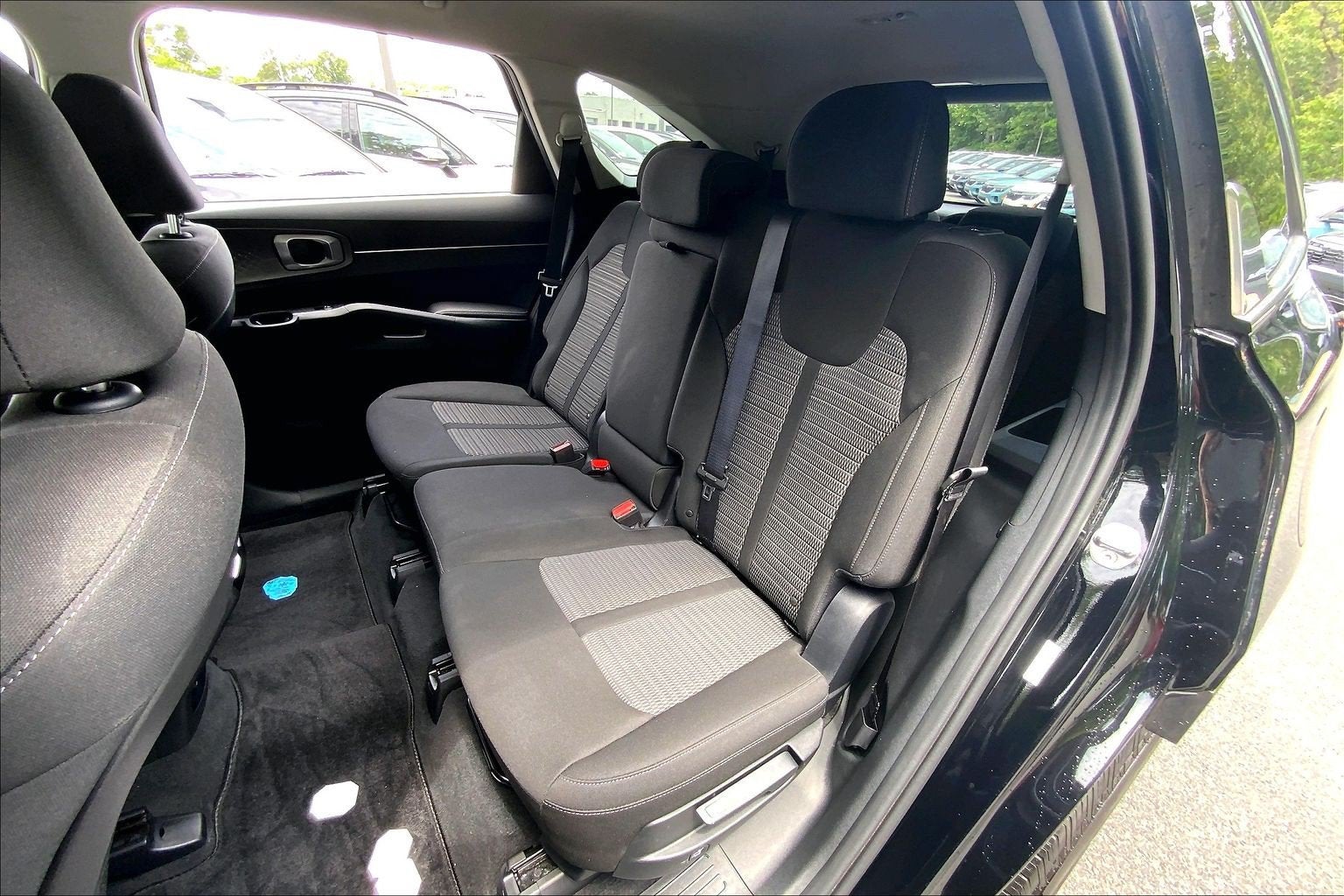2023 Kia Sorento LX