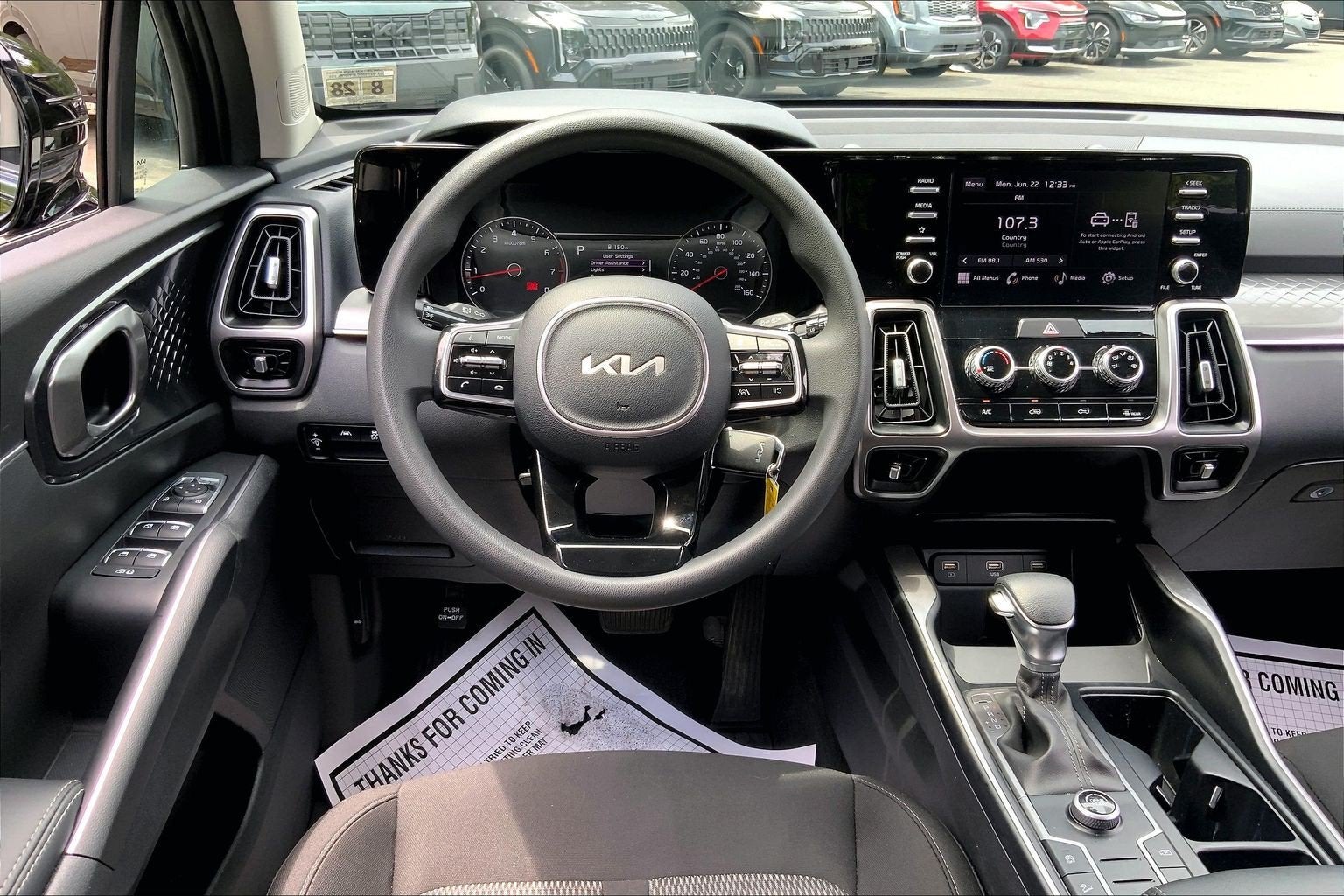 2023 Kia Sorento LX