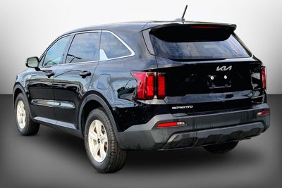 2023 Kia Sorento LX