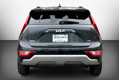2023 Kia Niro SX