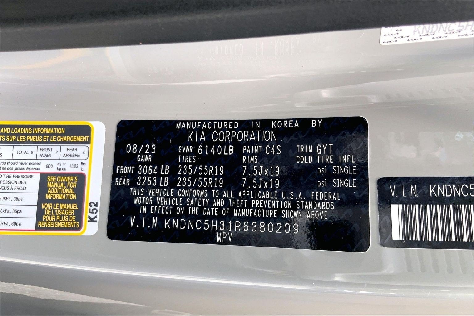 2024 Kia Carnival EX
