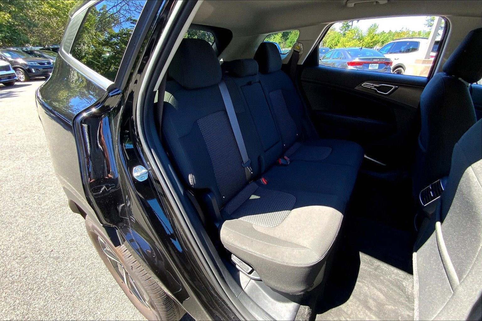 2023 Kia Sportage Hybrid LX