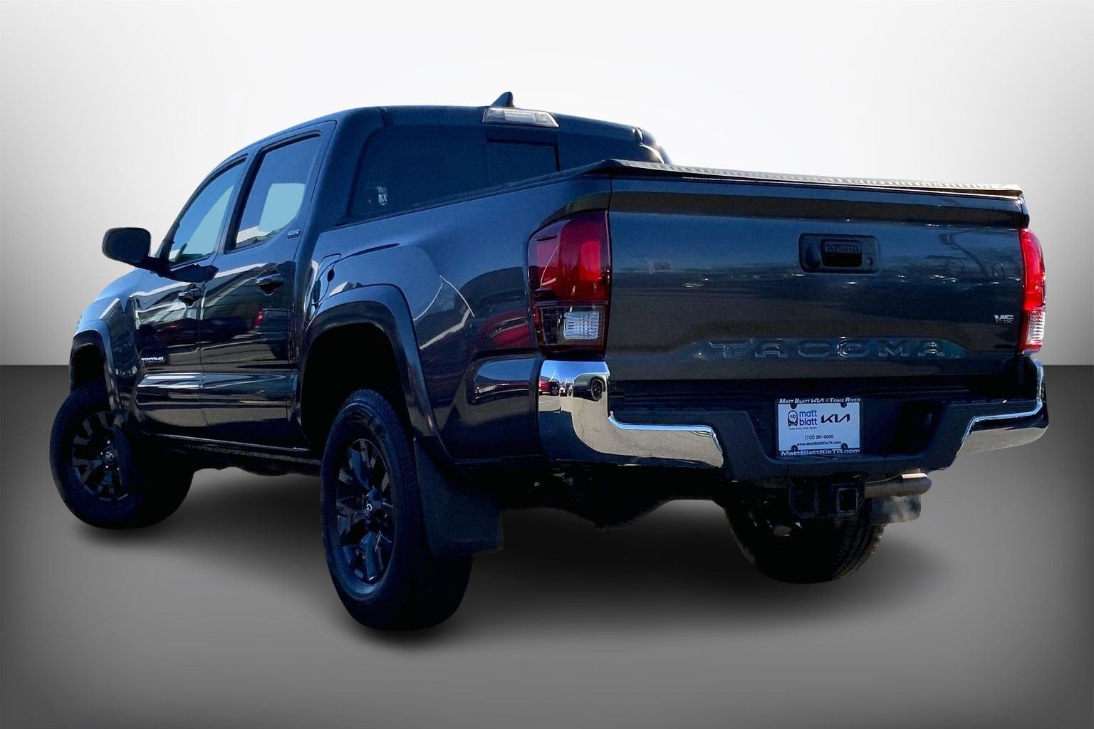 2022 Toyota Tacoma 2WD SR5