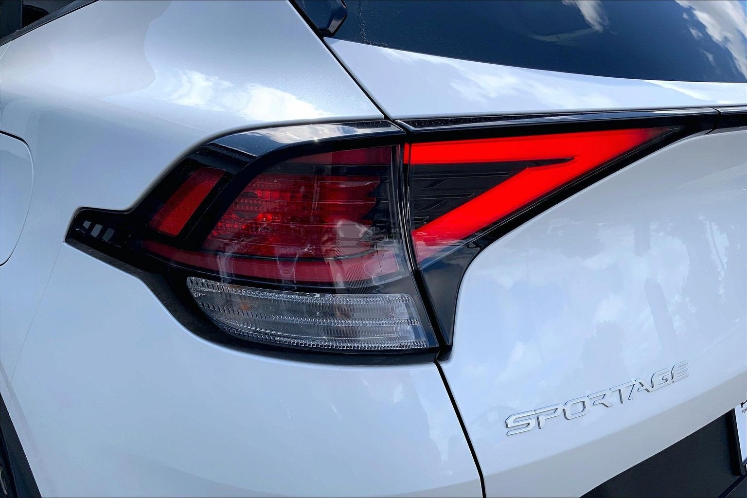 2023 Kia Sportage Hybrid EX